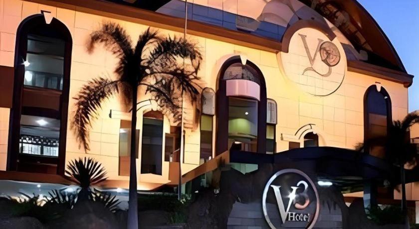 V3 Hotel Surabaya Exterior photo